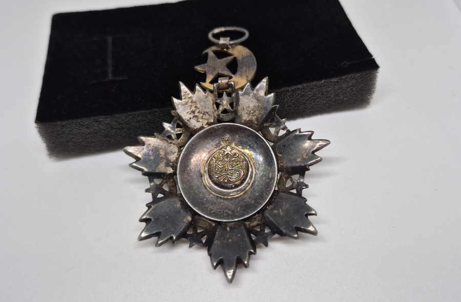 4.DERECE MECİDİ NİŞANI