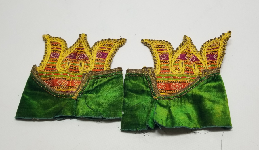 ALTIN SIRMA İŞÇİLİKLİ OSMANLI DÖNEMİ HEREKE YAPIMI SARAY İŞİ KIYAFET KOLU