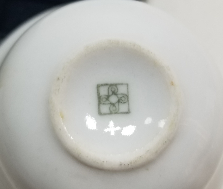 İÇİ AY YILDIZ FİGÜRLÜ ANTİKA ZARF FİNCANI