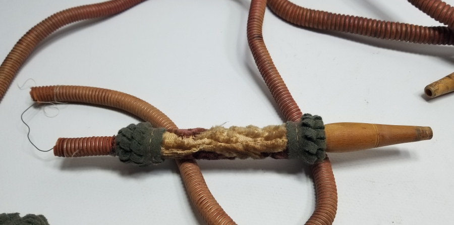 İKİ ADET ANTİKA NARGİLE MARPUCU