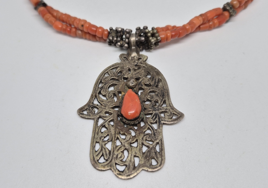 MERCAN TAŞLI OSMANLI DÖNEMİ FATMA ANANIN ELİ TILSIM KOLYE