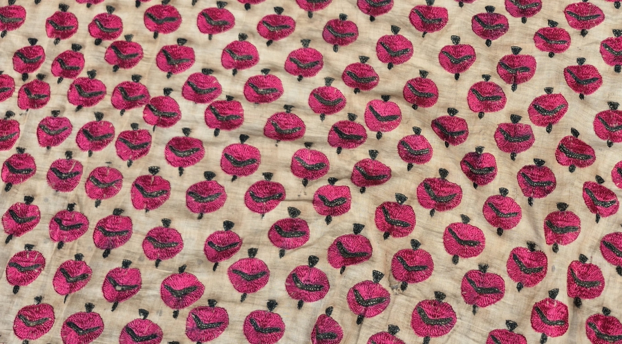 OSMANLI DÖNEMİ SARAY İŞİ ÜZERİ NAR FİGÜRLÜ FERACE YÜZ ÖRTÜSÜ