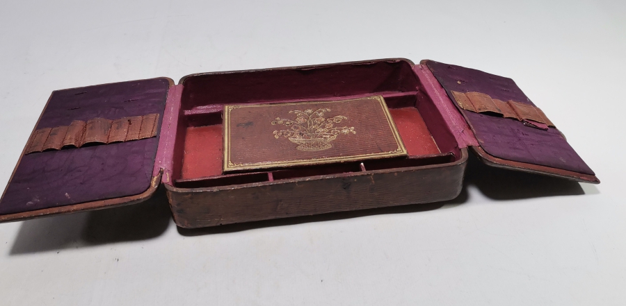 OSMANLI DÖNEMİ NADİR TİPTE HATTAT SEYAHAT ÇANTASI - YAZI ÇANTASI