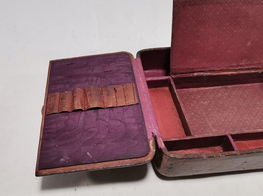 OSMANLI DÖNEMİ NADİR TİPTE HATTAT SEYAHAT ÇANTASI - YAZI ÇANTASI