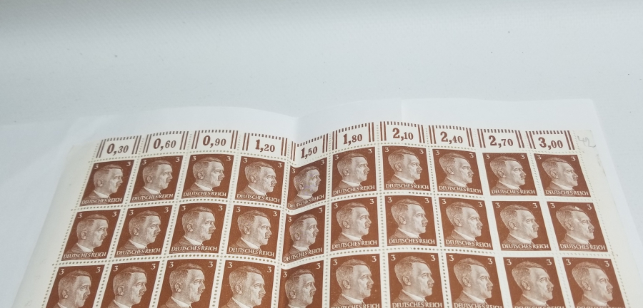 ADOLF HİTLER GÖRSELLİ NAZİ 2 ADET YÜZLÜK TABAKA PUL