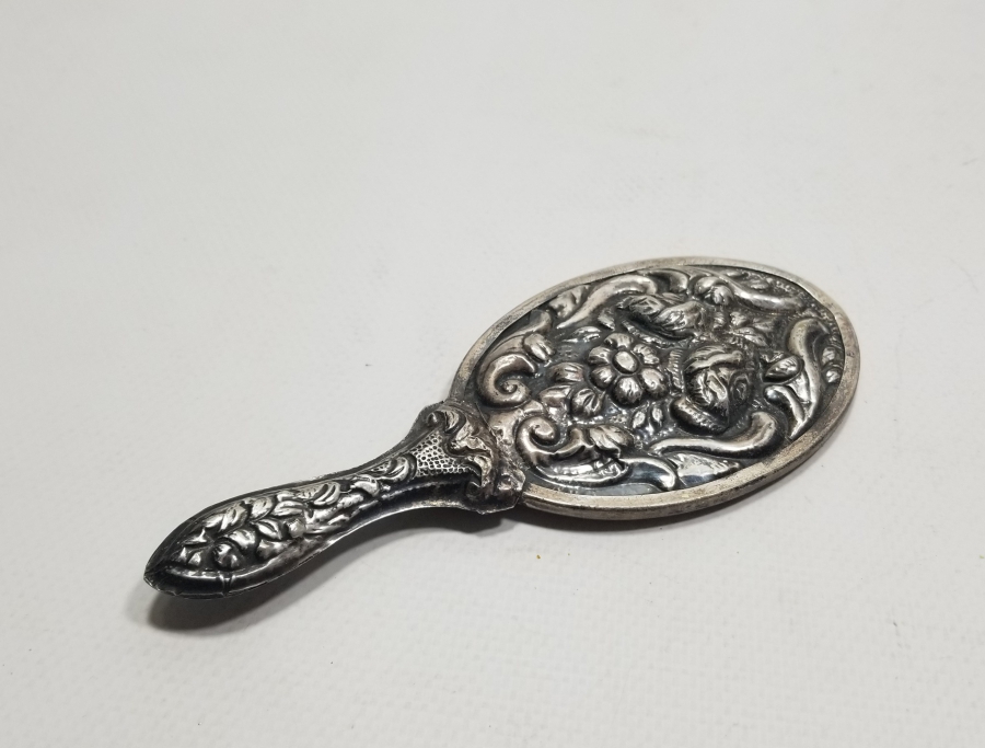 KABARTMA İŞÇİLİKLİ ANTİKA GÜMÜŞ EL AYNASI