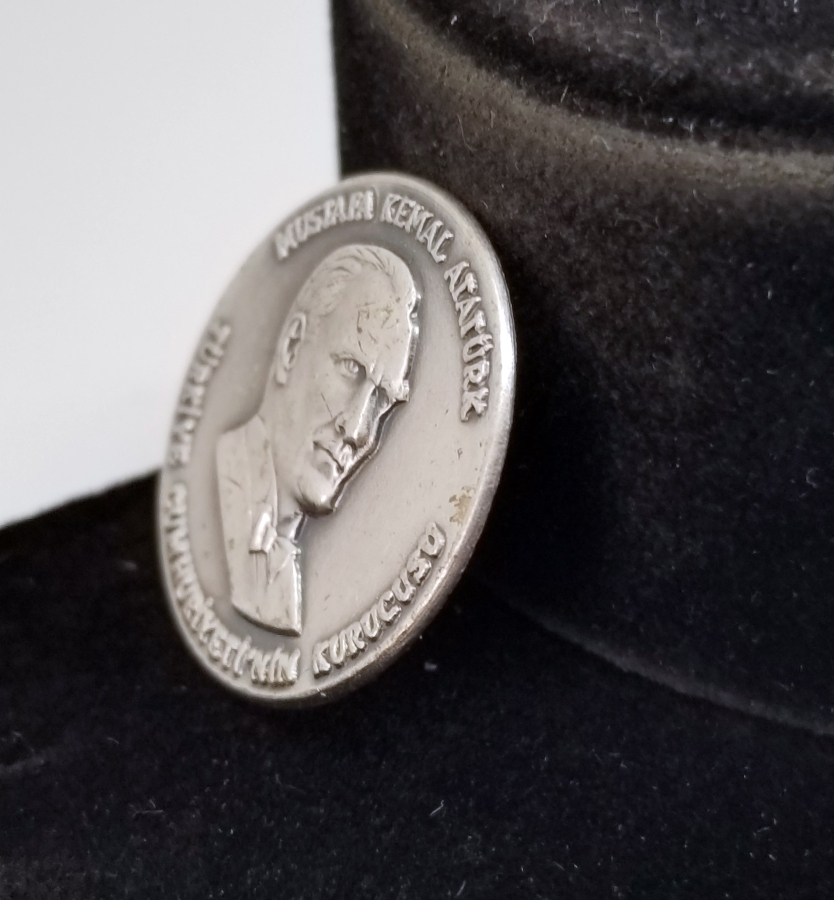 ANTİKA GÜMÜŞ ATATÜRK ROZETİ