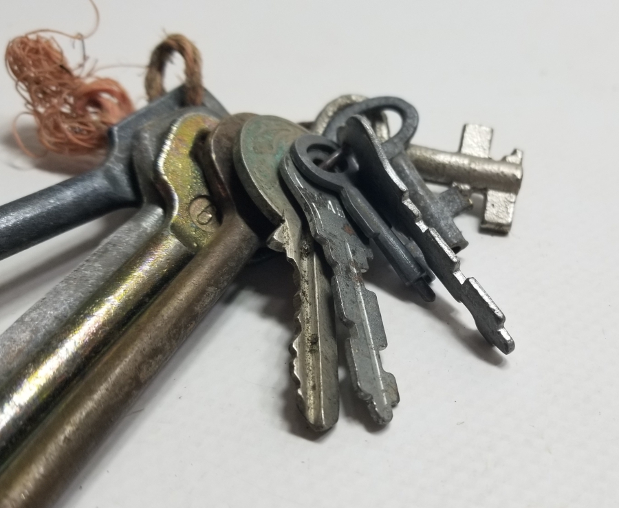 ANTİKA ANAHTAR LOTU
