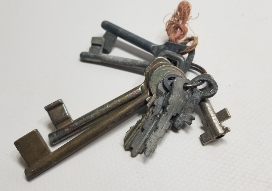 ANTİKA ANAHTAR LOTU