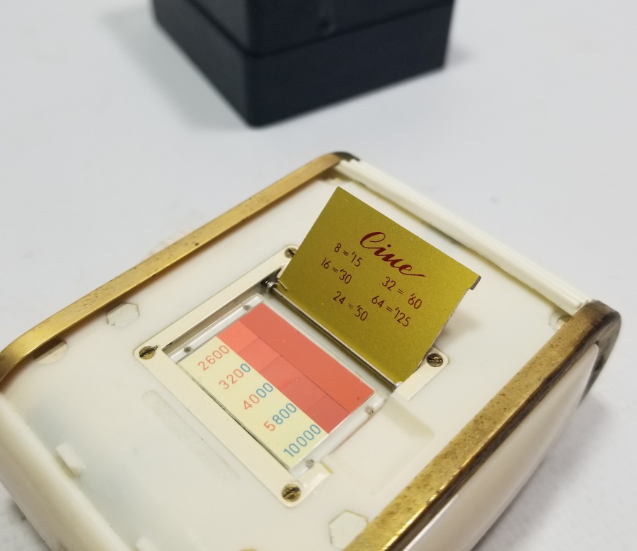 ORİJİNAL KILIFINDA ANTİKA LÜKSMETRE