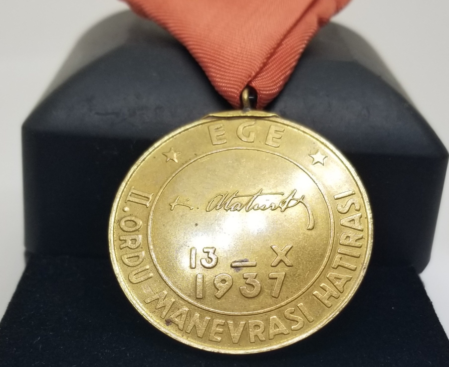 ORİJİNAL ASKI VE KURDELASIYLA EGE 2.ORDU MANEVRASI HATIRASI MADALYA