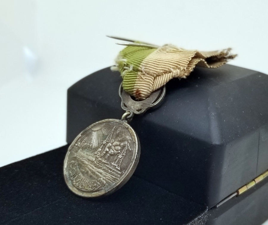 ORİJİNAL ASKISI İLE GÜMÜŞ DONANMA İANE MADALYASI