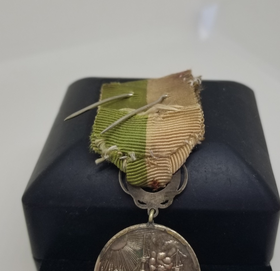 ORİJİNAL ASKISI İLE GÜMÜŞ DONANMA İANE MADALYASI