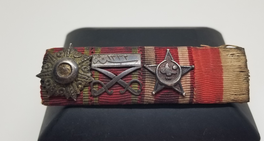 1.DÜNYA SAVAŞINA KATILMIŞ BİR ÜST RÜTBELİ SUBAYIMIZA AİT MİNYATÜR MADALYALI BAR - BARET