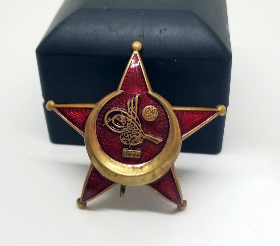 NADİR PENÇE TİPİ MİNELİ HARP MADALYASI