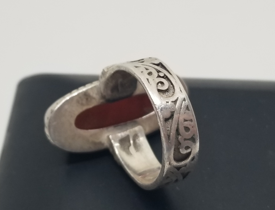 AKİK TAŞLI VE DUALI GÜMÜŞ YÜZÜK