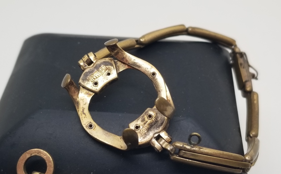 ÖZEL APARATLA CEP SAATİNDEN KOL SAATİNE ÇEVRİLMİŞ ANTİKA KURMALI SAAT