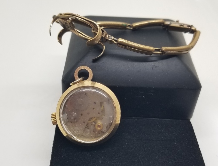 ÖZEL APARATLA CEP SAATİNDEN KOL SAATİNE ÇEVRİLMİŞ ANTİKA KURMALI SAAT