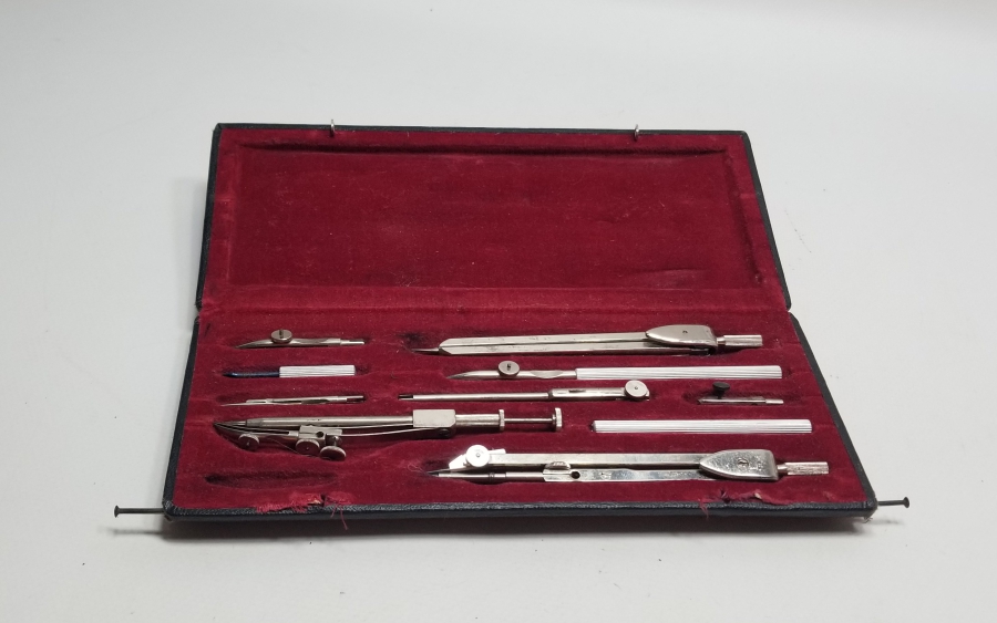 ORİJİNAL KUTUSUNDA ANTİKA ÇEKOSLAVAK PERGEL TAKIMI