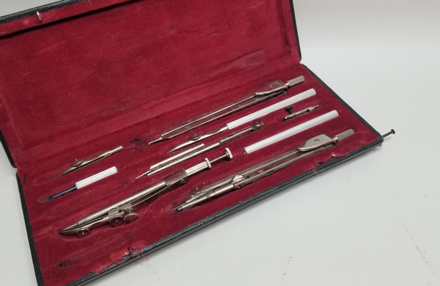 ORİJİNAL KUTUSUNDA ANTİKA ÇEKOSLAVAK PERGEL TAKIMI