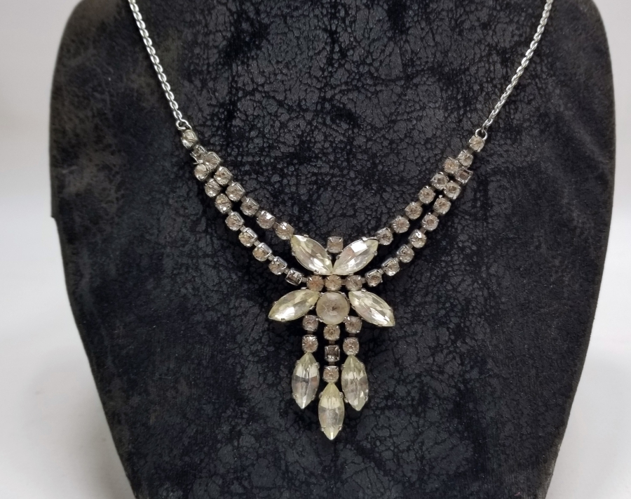 ANTİKA BİNDALLI GERDANLIĞI