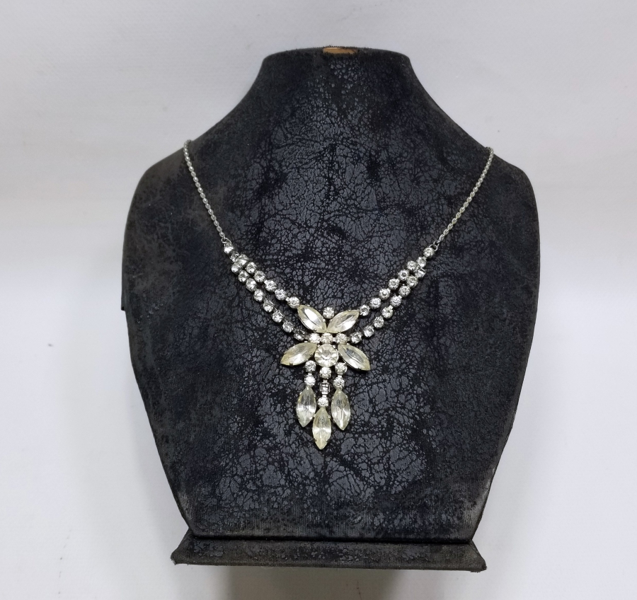 ANTİKA BİNDALLI GERDANLIĞI