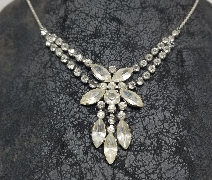 ANTİKA BİNDALLI GERDANLIĞI