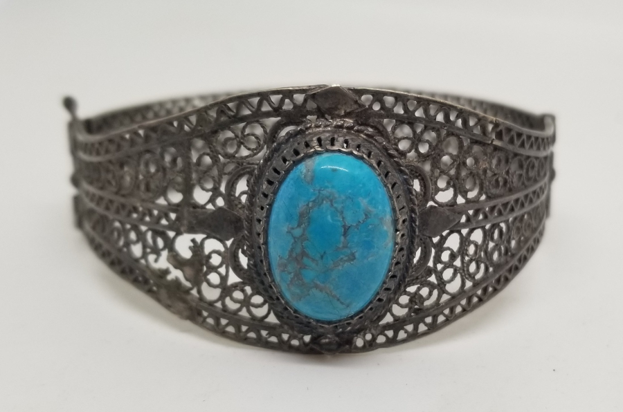 TURKUAZ TAŞLI TELKARİ İŞÇİLİKLİ GÜMÜŞ BİLEZİK