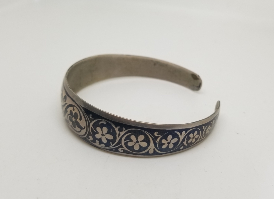 OSMANLI DÖNEMİ NADİR TİPTE SAVATLI GÜMÜŞ KULA BİLEZİK