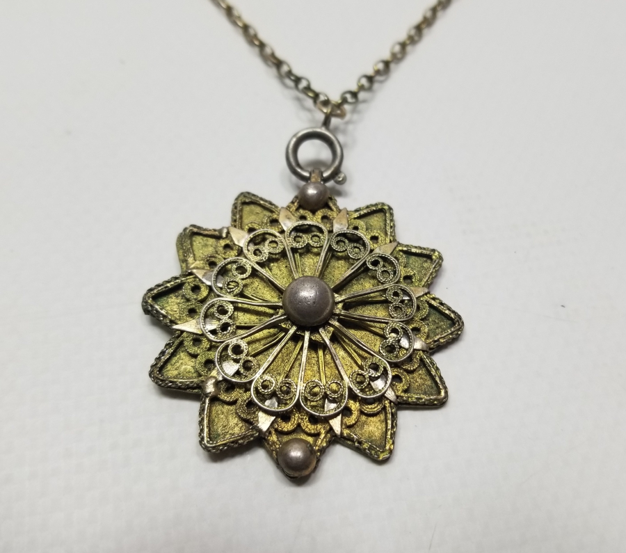 TESLİM TAŞI FORMUNDA YAPILMIŞ OSMANLI DÖNEMİ BEKTAŞİ KOLYE