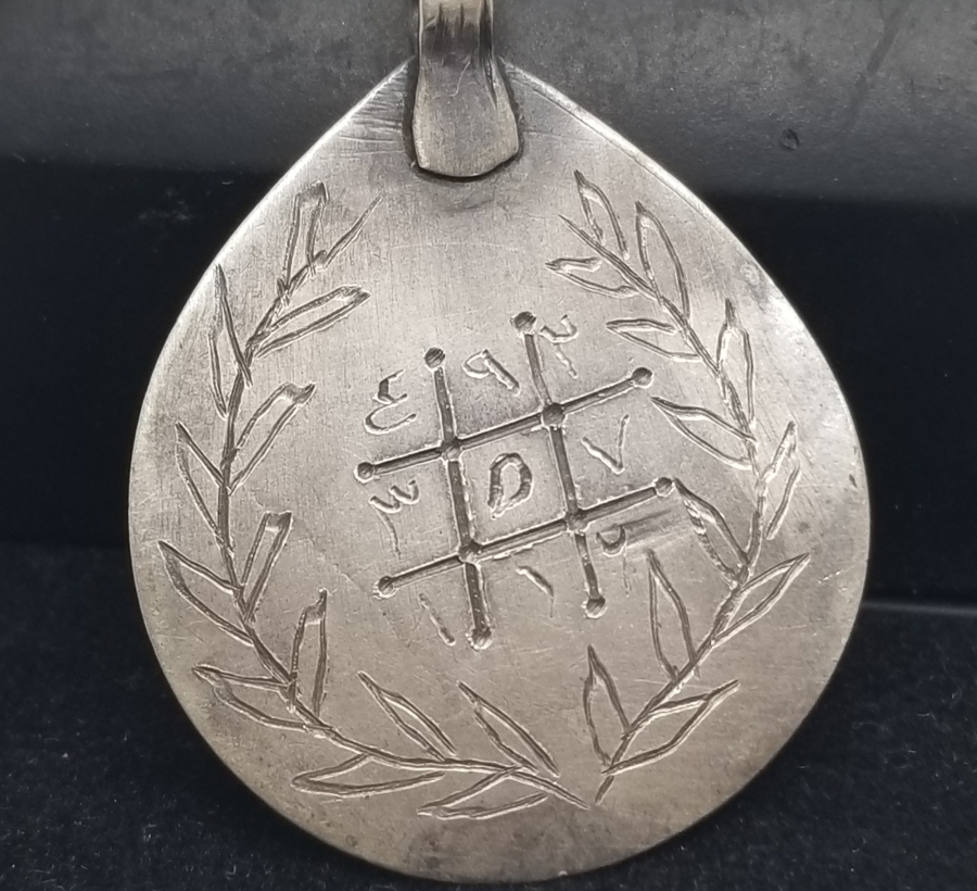 OSMANLI DÖNEMİ TILSIMLI ARMUDİ GÜMÜŞ KOLYE