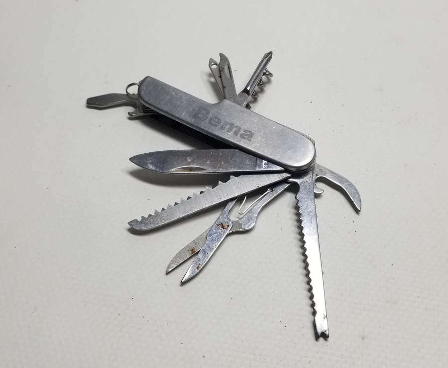 ÇOK AMAÇLI ANTİKA İSVİÇRE ÇAKISI