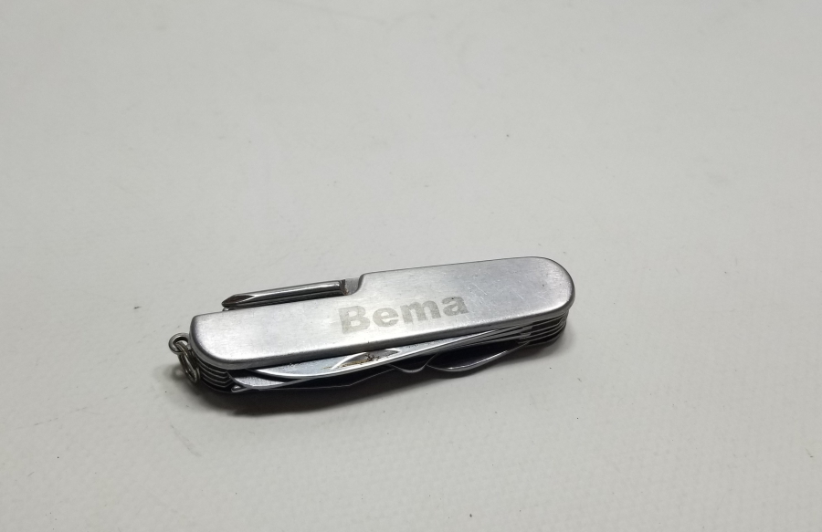 ÇOK AMAÇLI ANTİKA İSVİÇRE ÇAKISI