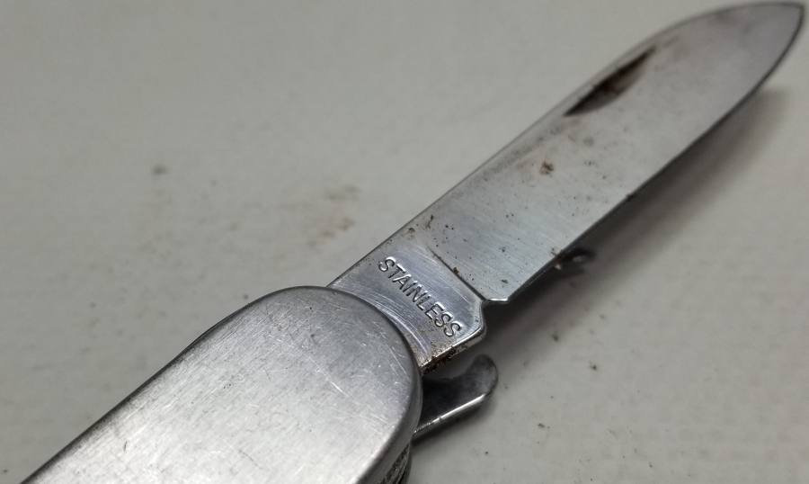 ÇOK AMAÇLI ANTİKA İSVİÇRE ÇAKISI