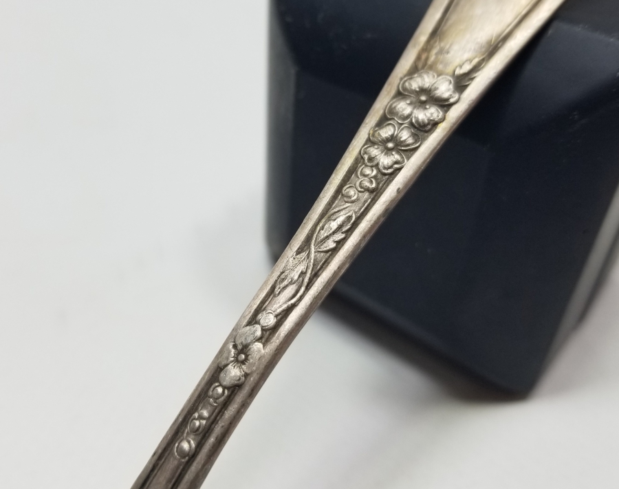 ÜZERİ TUĞRA FORMLU OSMANLI DÖNEMİ ESERİ İSTANBUL KAŞIK