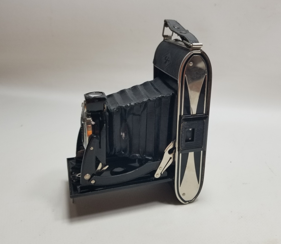 NADİR TİPTE ANTİKA KÖRÜKLÜ FOTOĞRAF MAKİNESİ