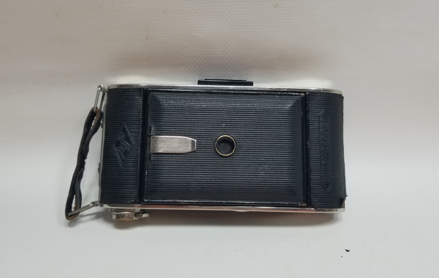 NADİR TİPTE ANTİKA KÖRÜKLÜ FOTOĞRAF MAKİNESİ