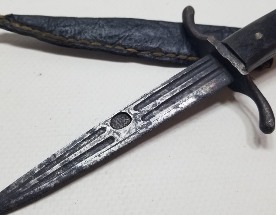 ÜZERİ ERMENİ USTA DAMGALI ORİJİNAL KININDA ÖZEL YAPIM AVCI BIÇAĞI