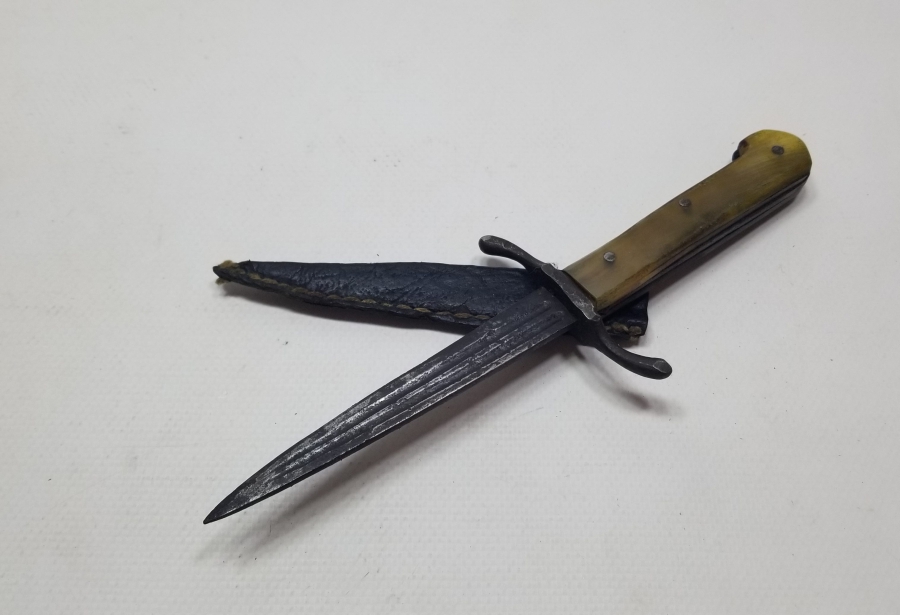 ÜZERİ ERMENİ USTA DAMGALI ORİJİNAL KININDA ÖZEL YAPIM AVCI BIÇAĞI