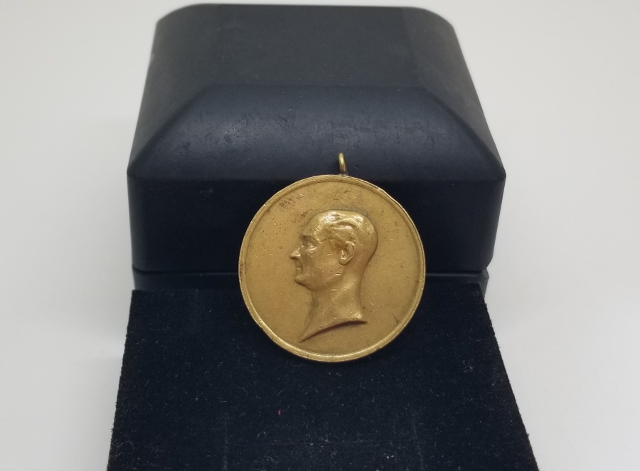 NADİR 10. YIL MADALYONU