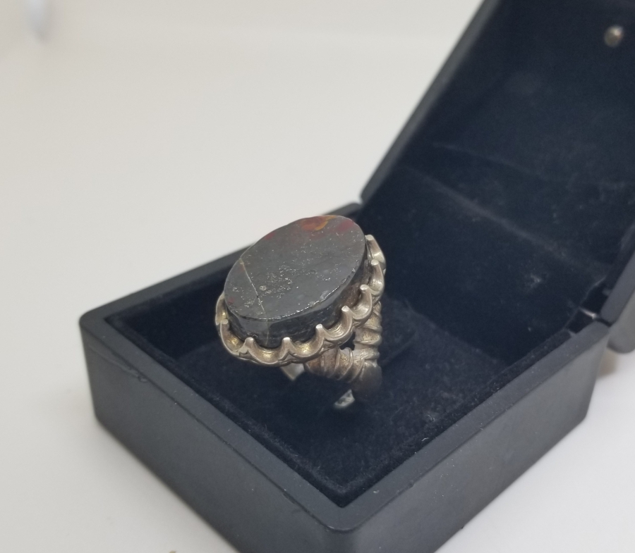 İÇİ OSMANLICA USTA DAMGALI ÖZEL YAPIM KAN TAŞI YÜZÜK