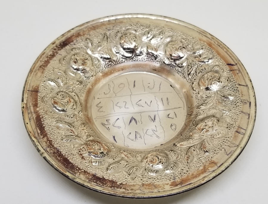 KABARTMA İŞÇİLİKLİ ANTİKA ÇAY BARDAĞI ALTLIĞI