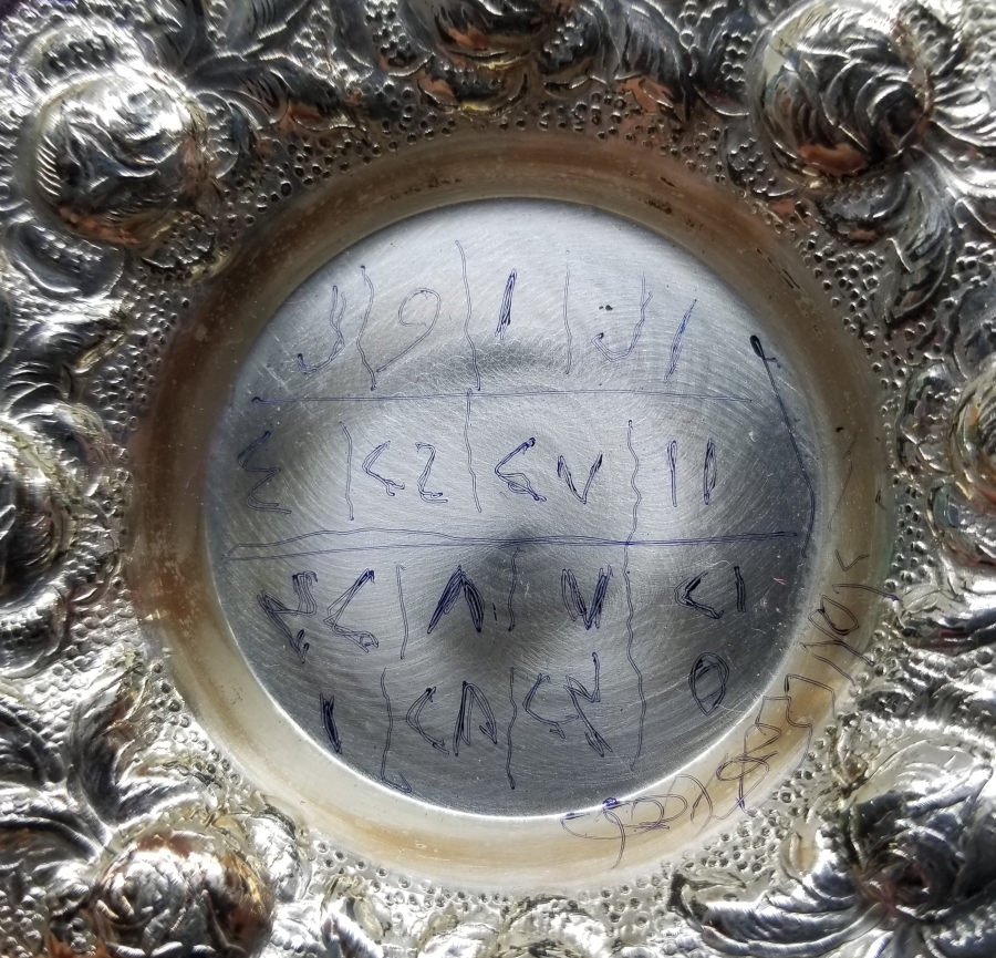 KABARTMA İŞÇİLİKLİ ANTİKA ÇAY BARDAĞI ALTLIĞI