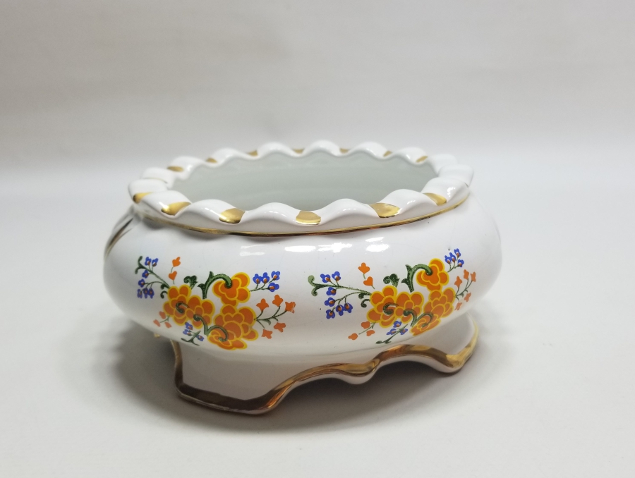 ÜZERİ ALTIN VARAKLI YERLİ YAPIM ANTİKA SERAMİK ŞEKERLİK