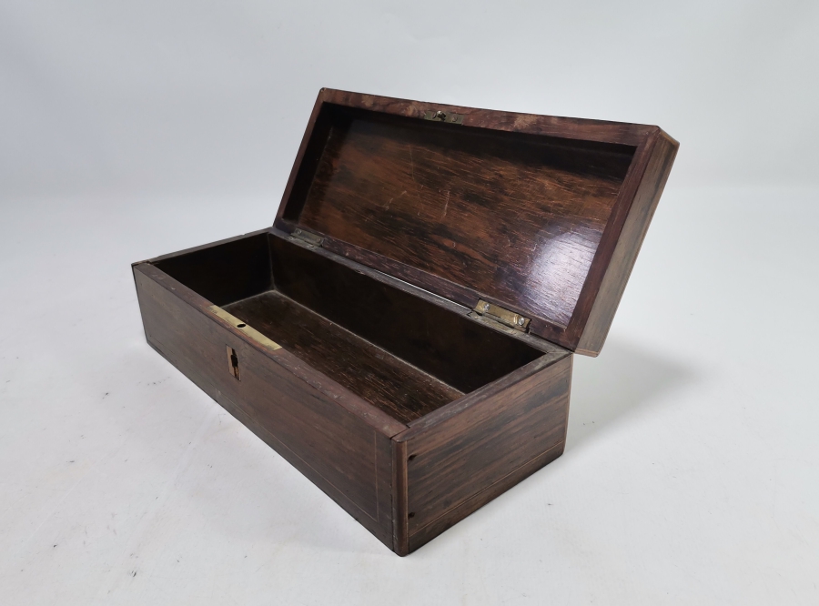 ANTİKA KAPAKLI AHŞAP KUTU