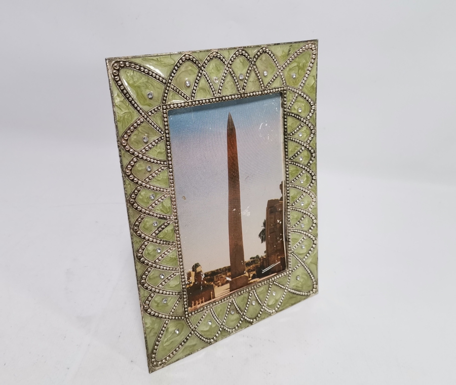 MİNE İŞÇİLİKLİ ANTİKA FOTOĞRAF ÇERÇEVESİ