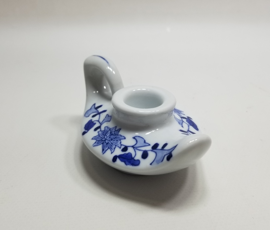 UZAKDOĞU YAPIMI ANTİKA PORSELEN EL MUMLUĞU