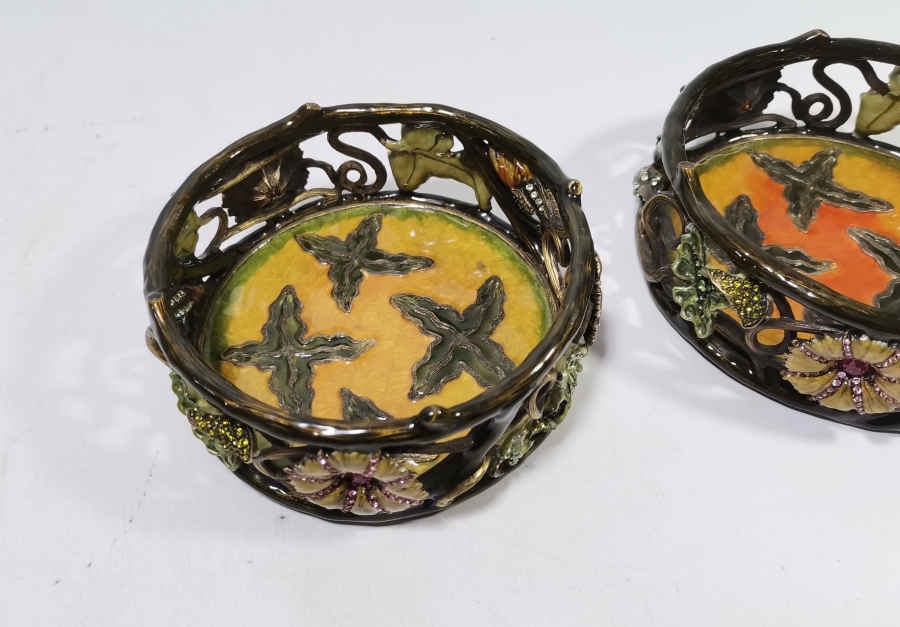 SANATÇI İŞİ ÖZEL YAPIM İKİ ADET İKRAMLIK