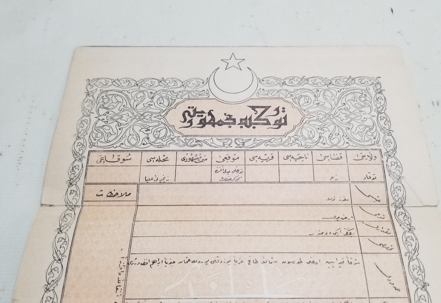 ORİJİNAL KARTONUNDA CUMHURİYET BAŞLARI SENED-İ HAKANİ - TAPU