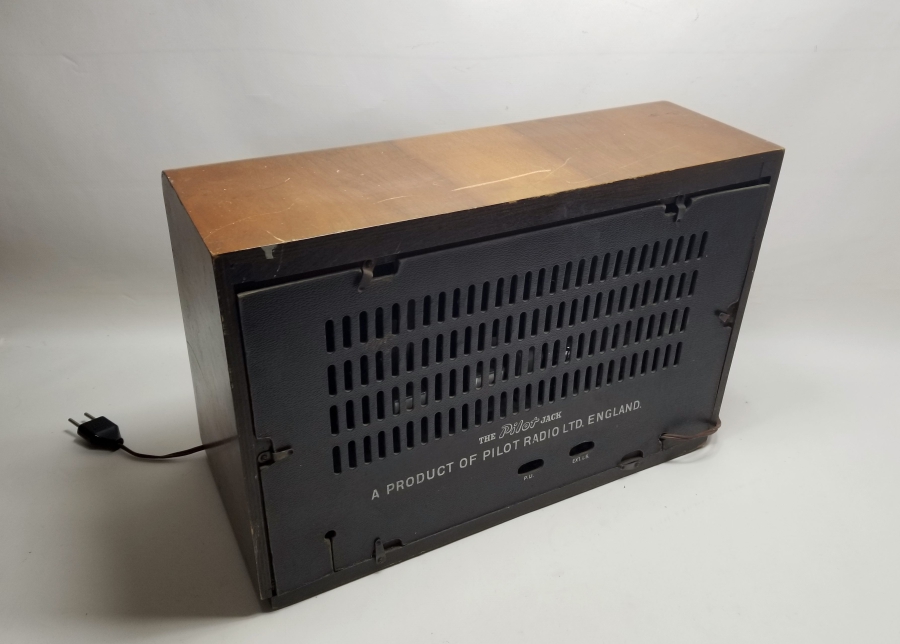 AHŞAP KASA BÜYÜK BOY ANTİKA RADYO